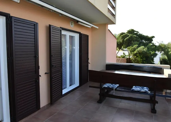 Apartamento Nada Pag Town